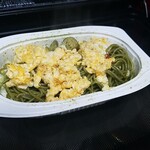 キッチン ブルー グローブ - オムレツのつもりが結果、スクランブルエッグ！？