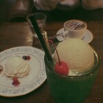 Tokyo salonard cafe : dub - 