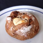 AMENO SHITA - 料理写真:無花果とクリームチーズ