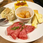 暴走熟成肉庫　肉アバンギャルド 秋葉原 - 