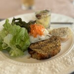 ブラッスリーロランジュ - ハーフコース（税込み３５００円）の前菜