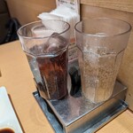 Kushiya Monogatari - 今日はドリンクバーもお願いしたので、コーラとジンジャエールのダブルスにしましょ…