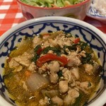 タイ屋台料理ガムランディー - ガパオ