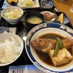 ニューともせん - 煮魚定食