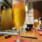 Suteki Aohige - 4人揃って生ビールで乾杯♪(*^^)o∀*∀o(^^*)♪♪(*^^)o∀*∀o(^^*)♪銘柄は『エビス樽生』です(o^^o)