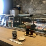 やよい寿司 - カウンター風景