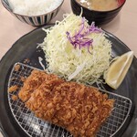 とんかつ檍のカレー屋 いっぺこっぺ 神田小川町店 - 