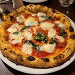 PIZZERIA PER TUTTI - マルゲリータコンアッチューゲ