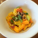 インド・ネパールレストラン アーマ - ミックスアチャール "Mixed Achar"「アチャールとはピクルスのこと。さっぱりした野菜のおつまみです。」※メニュー表記通り