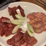 大衆馬肉酒場 三村 - 網焼きで4点注文