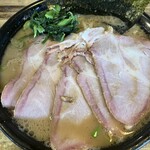 Yokohama Ramen Tonkotsu Ya - 家系ラーメン