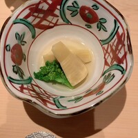 鮨 由う - 