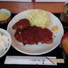 とんかつ　かつ一 - 料理写真:ロースカツ定食 1,000円、ヒレカツ単品トッピング 300円 全景