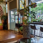 Théo Café & Restaurant - 