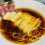 ramen rise niji - 料理写真:地鶏醤油(黒醤油) 