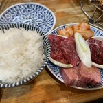 炭火焼肉ホルモン 横綱三四郎 - 