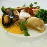 ベーカリーレストランサンマルク - 白身魚と魚介のグリル　雲丹ソース