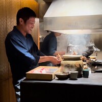 焼鳥 市松 - 愉しそうな笑顔が素敵な店主竹田さん