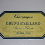 今回のシャンパーニュ。たまたま家にあったものから拝借。