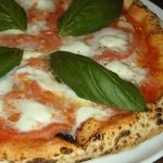 ア ミオ アージョ - 最高峰！水牛のモッツァレラ・ピッツァ（ＤＯＣ/ドック）ＵＰ