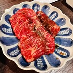 肉の頂 - 