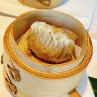 四川豆花飯荘 東京店 - フカヒレ餃子