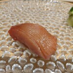 Sushi Yuumu - 中トロ＋剥き身