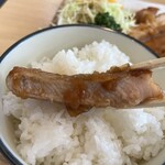 Kicchin Naduna - ロースの生姜焼き　オンザライス  