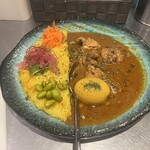 スパイシーカリーハウス 銀座半月 - 