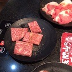 焼肉食べ放題 感激どんどん - 国産やわらか霜降り焼肉（北海道産）