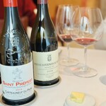 フランス料理 壺中天 - 鹿に合わせて２種のワインを少しずつ。Domaine Saint Prefert2019、 Volnay 1er Cru Santenots du Milieu
      2018 どちらも好み買います