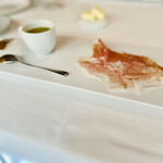 フランス料理 壺中天 - BON DABON 2か月熟成のペルシュウとスープ