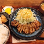 Youshoku Zendokoro Harerea - 四元豚トンテキ 1,180円