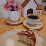 Tetoteto - 金柑と紅茶のケーキとコーヒー