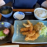 三崎「魚市場食堂」 - 