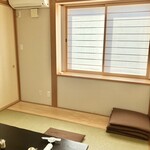 うまみ処 新月 - 個室は３部屋。