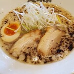 泡系しおとんこつラーメン べらしお - 