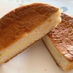 元祿堂 - ベイクドチーズパン⑤(断面図)