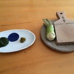 うなぎ亭 友栄 - 白焼きについてくる薬味3種