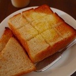 ワンルームコーヒー - バタートースト。NEEDsの角食！