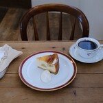 Solo - 珈琲はネルドリップで淹れてくれます