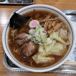 中華麺 多文 - ワンタン麵　1,100円