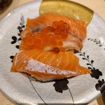 廻転とやま鮨 - サーモン3種盛り
