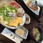 葱や平吉 - 海鮮丼。