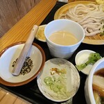 Murayama Mange Tsu Udon - ダブルつけ汁（肉汁+ごま(冷汁)）