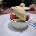 キャトルラパン - デザート パンナコッタ・フルーツ・バニラアイス