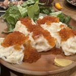 Kushiyaki Karaku - カニ焼売イクラのせ