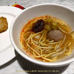 Food Capital Restaurant - 料理写真:2.27朝食 まずは麺でしょ(笑) あっさりピリ辛スープ
