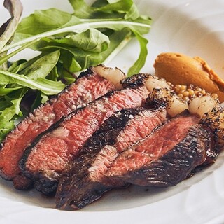 余韻まで美味。最高級の「サカエヤ」熟成黒毛和牛を贅沢に