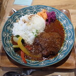 Sea Point YORIMICHI - ごろっと骨付きチキン本格スパイスカレー